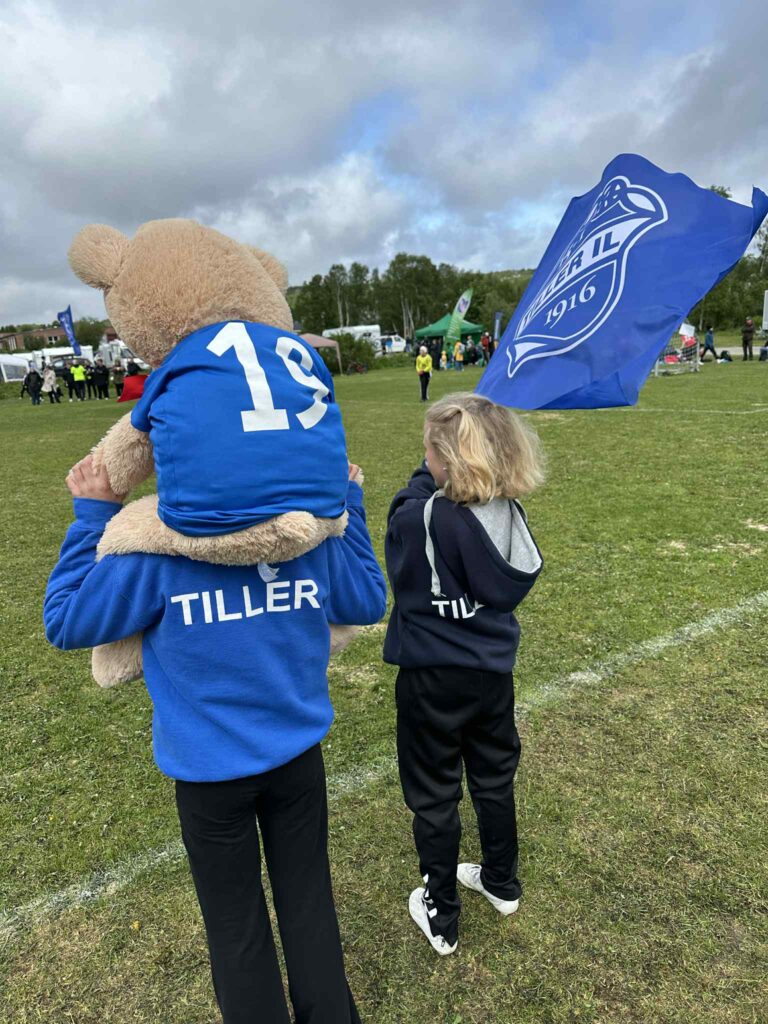 Tiller supportere på plass på Bergstadcupen 2025